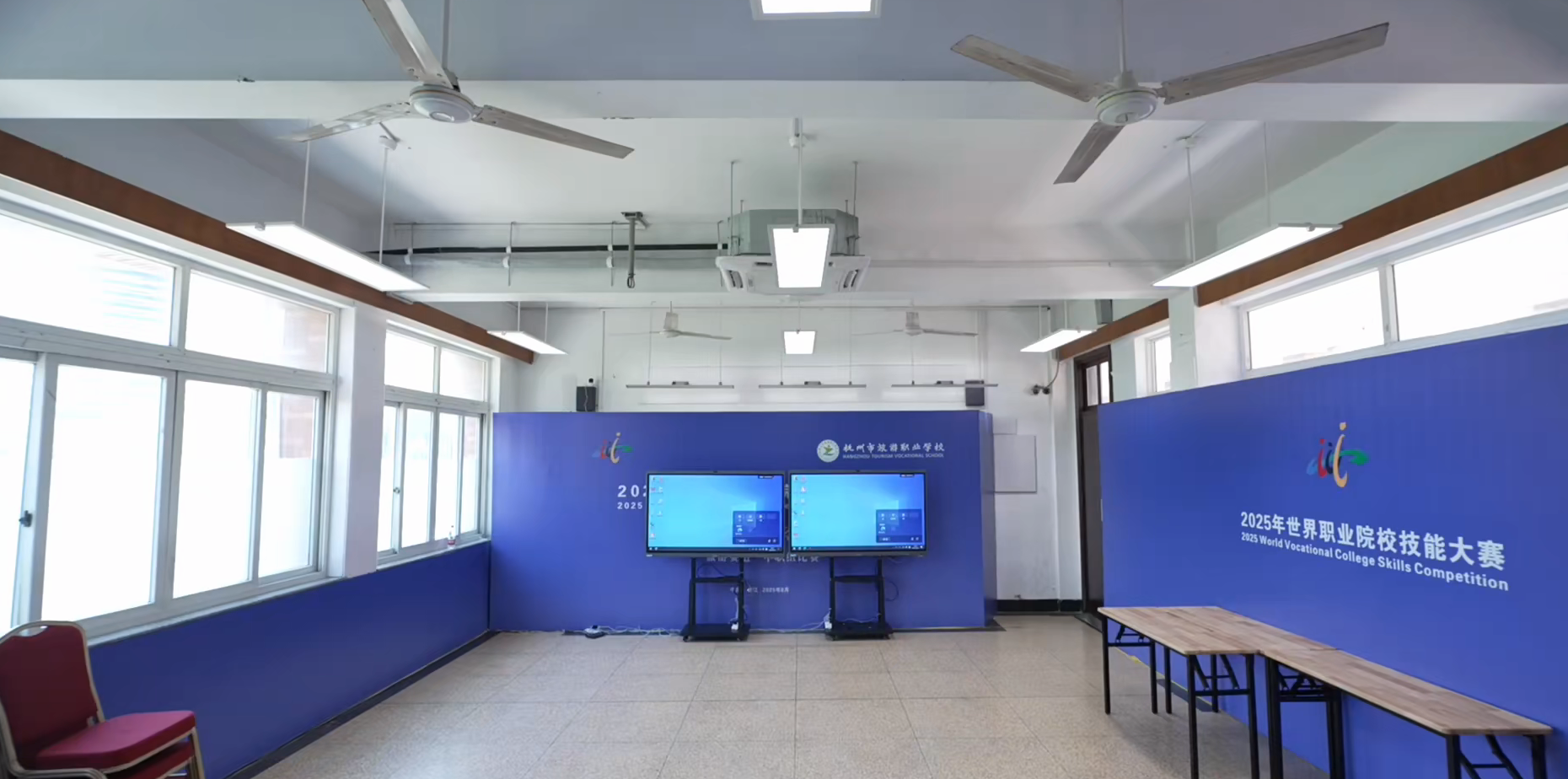 2025年世界职业院校技能大赛总决赛旅游赛道（导游服务赛项）争夺赛（中职组金奖）